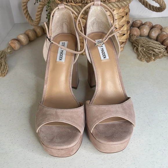 Steve Madden
Women's Natural Spence Ankle Strap Platform Sandal Sz 10 - Picture 4 of 9